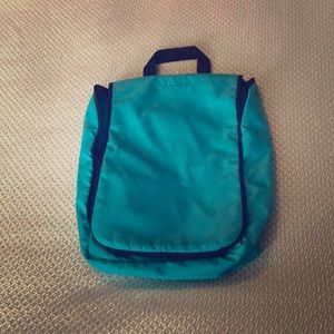 L.L.Bean hanging car organizer or toiletries tote